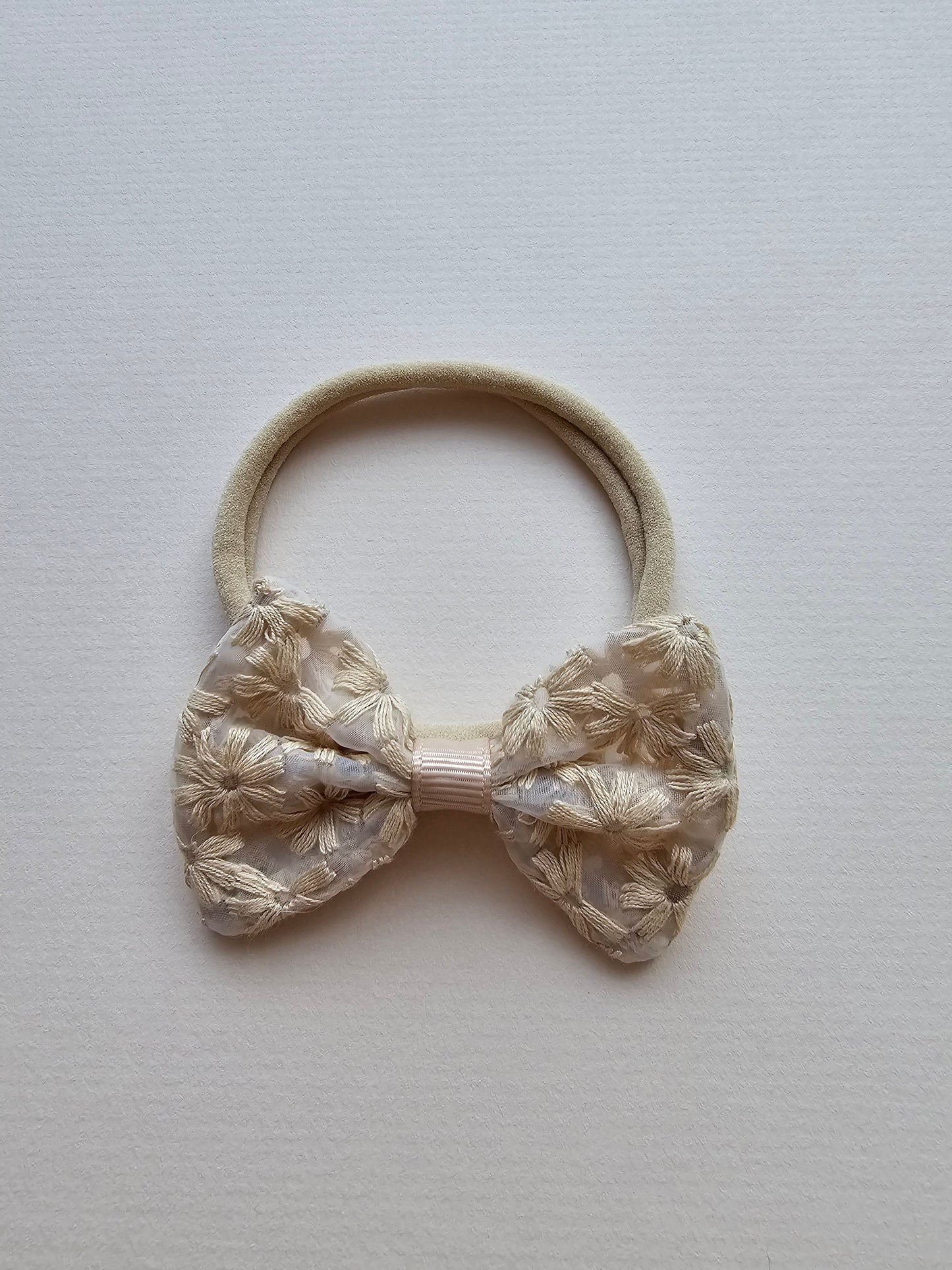 Lace Flower Bow Brown